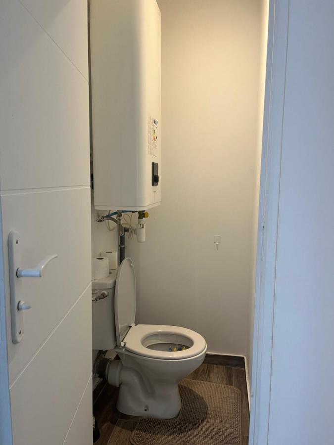 Appartement 4 Personnes, Aeroport Marseille Marignane Exteriör bild