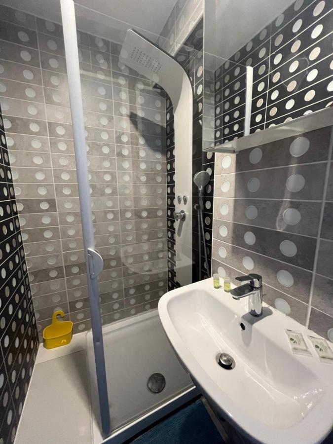 Appartement 4 Personnes, Aeroport Marseille Marignane Exteriör bild
