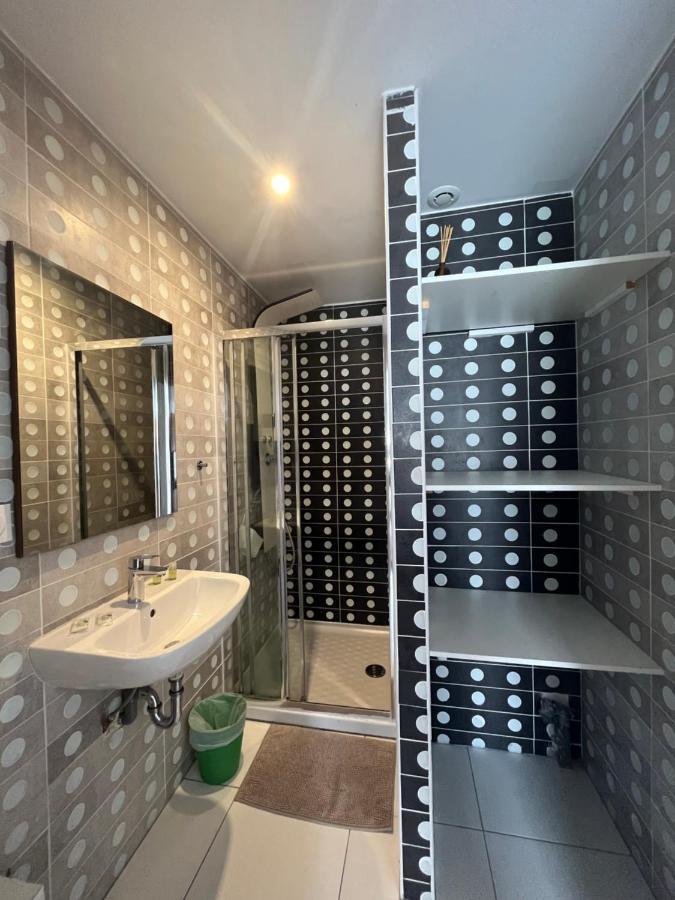 Appartement 4 Personnes, Aeroport Marseille Marignane Exteriör bild